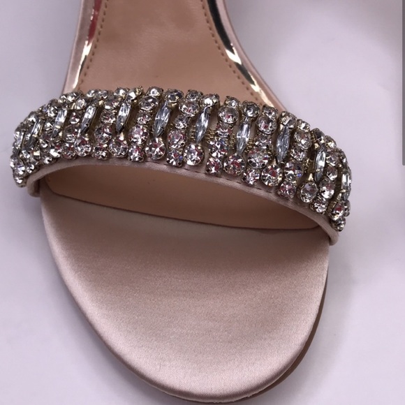 BADGLEY MISCHKA Jewel Jameson Champagne Heeled Sandal Sz 8.5 - Picture 2 of 6